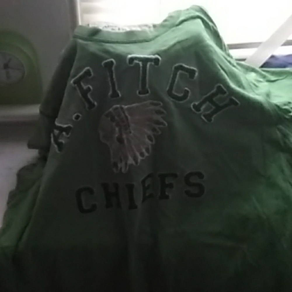 Tshirt Abercrombie and Fitch